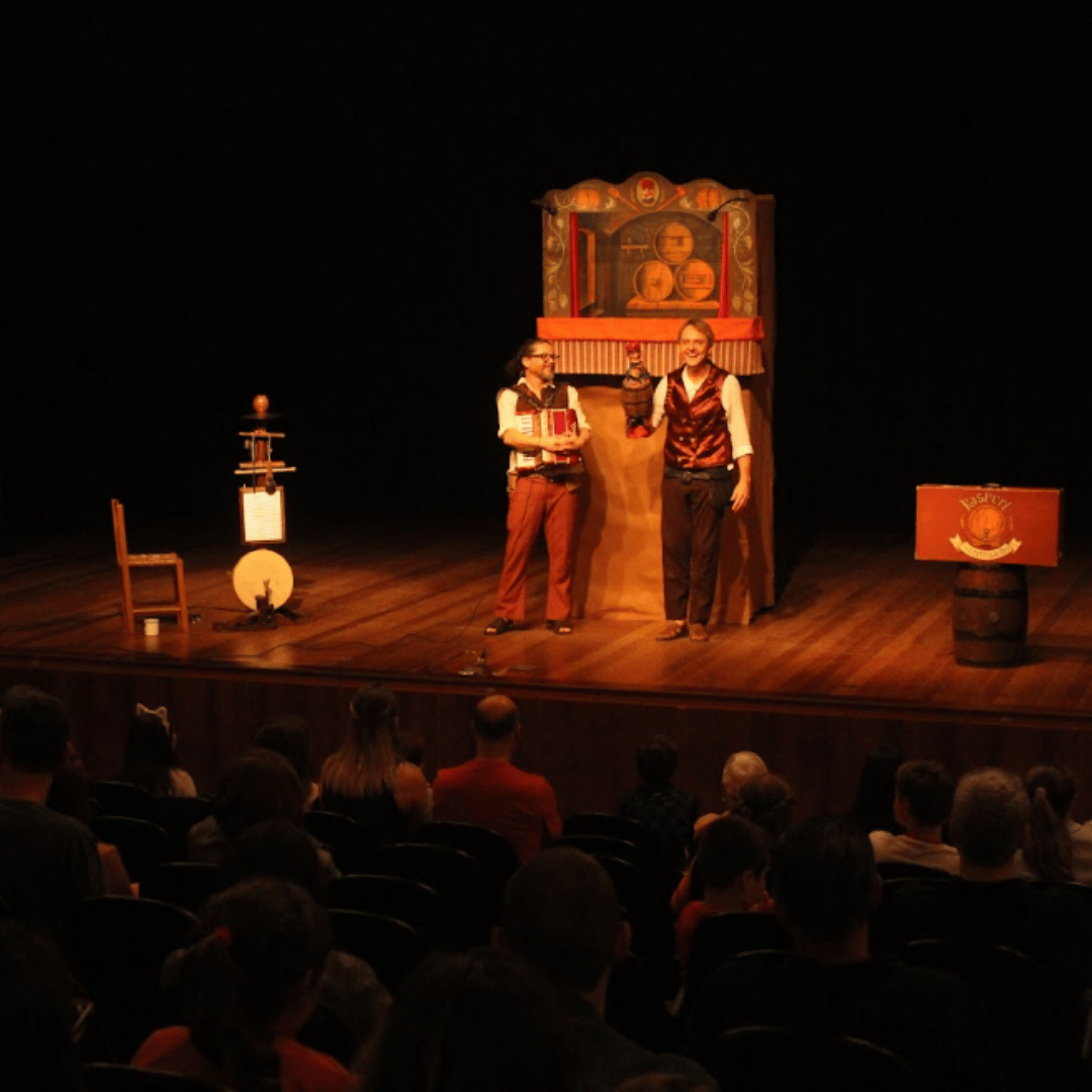 16ª edição do FITA | Espetáculo ‘Kasperl e a Cerveja do Papa’ @ Teatro Carmen Fossari - UFSC